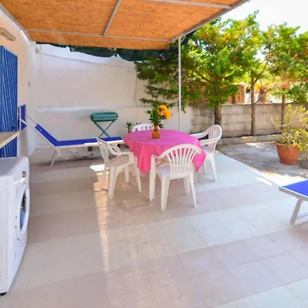 Dom wakacyjny Casa Giuditta Con Piscina A 110 Mt Dalla Di Punta Prosciutto