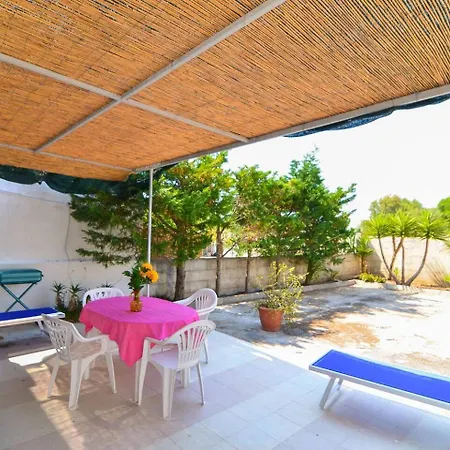 Casa Giuditta Con Piscina A 110 Mt Dalla Di Dom wakacyjny